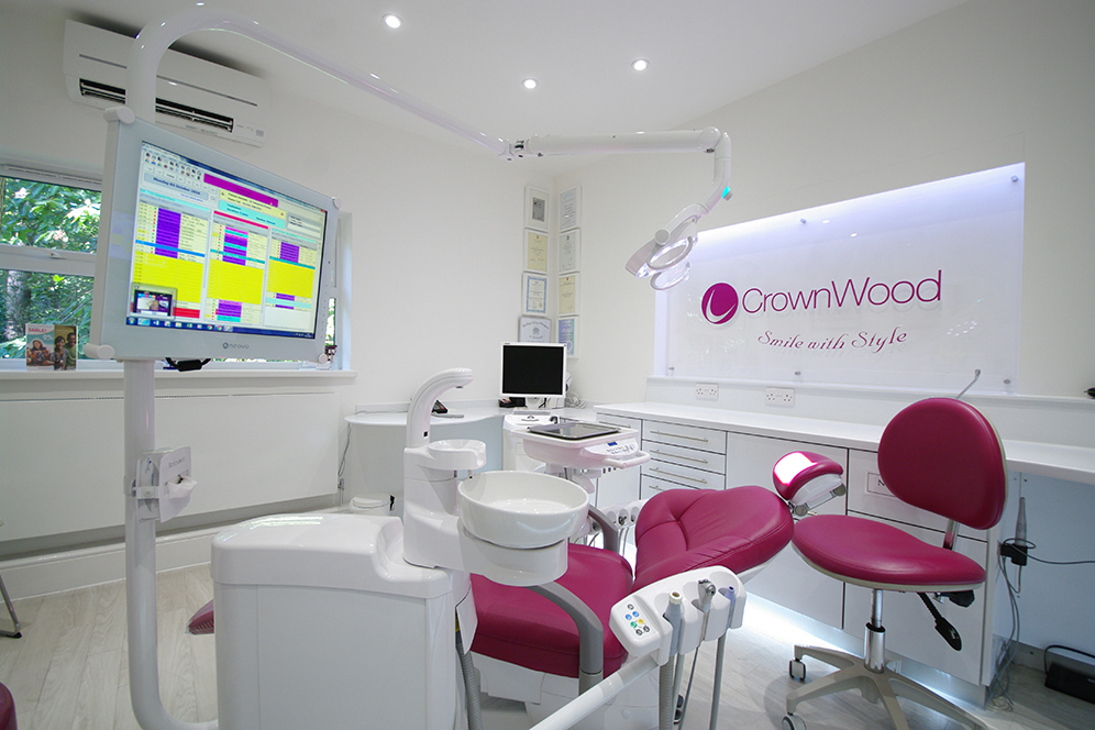 Crownwood same day crown dentists in Bracknell